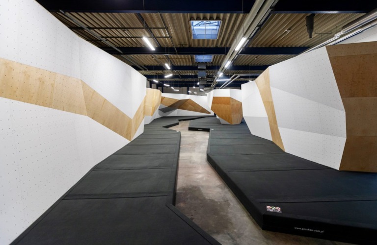 Boulderhalle BIG in Göttingen ohne Klettergriffe